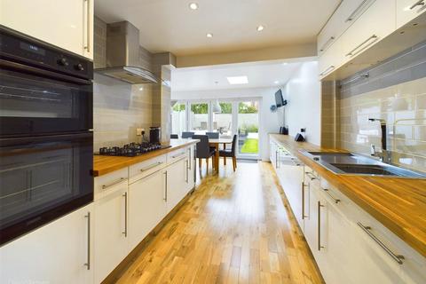 56 Broadfields, Calverton, Nottingham, NG14 6JQ