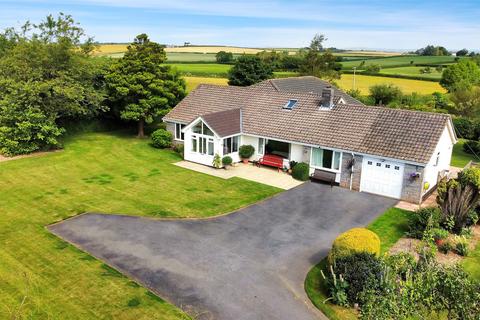 6 bedroom bungalow for sale, Lovacott, Newton Tracey, Barnstaple, EX31