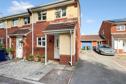 3 bedroom end of terrace house for sale, Bickford Close, Bristol