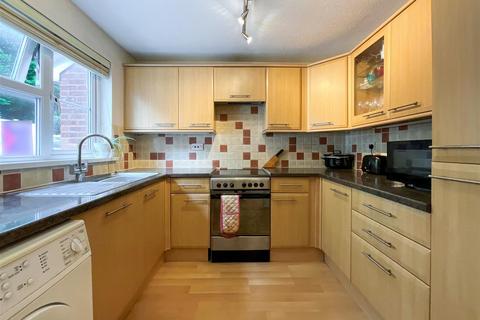 43 Bickford Close, Barrs Court, Bristol, BS30 8SG