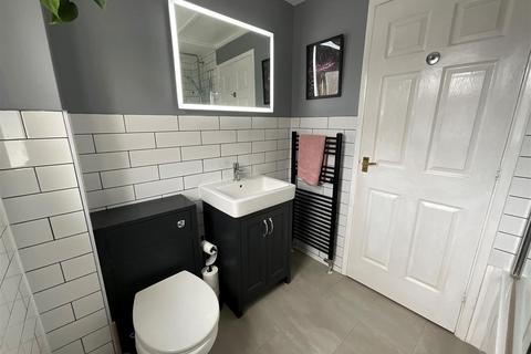 43 Bickford Close, Barrs Court, Bristol, BS30 8SG
