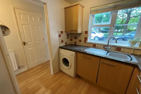 43 Bickford Close, Barrs Court, Bristol, BS30 8SG