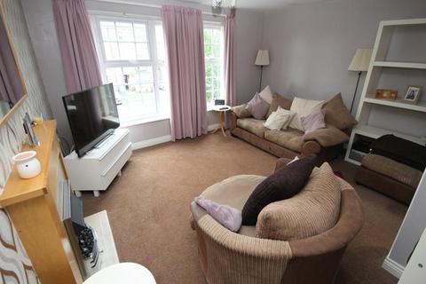 21 Longlands, Idle, Bradford, BD10 9UG