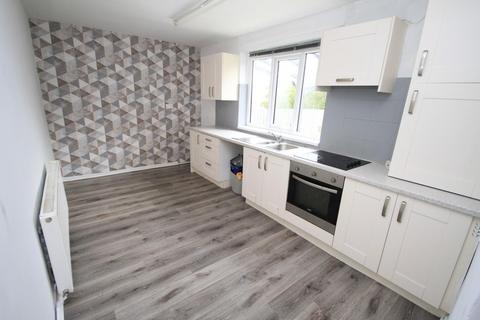 10 Abbotside Close, Bradford, BD10 8DL