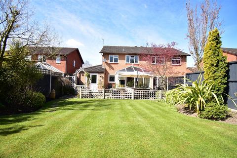 3 bedroom semi-detached house for sale, 38 Sunnybank Road., Shrewsbury SY2 6RG