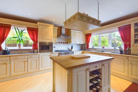 2 Banc Y Chwarel, Bodfari, Denbigh, LL16 4DJ