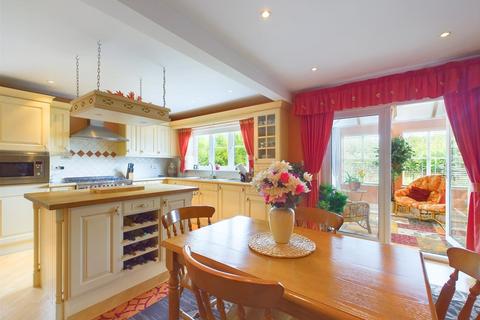 2 Banc Y Chwarel, Bodfari, Denbigh, LL16 4DJ