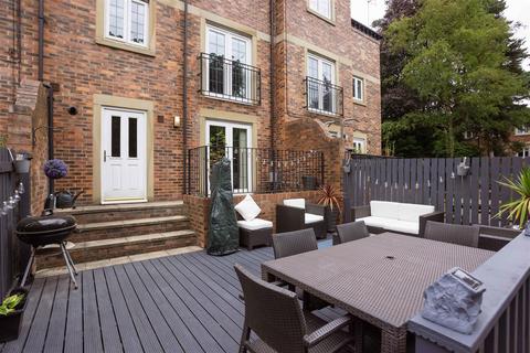 4 bedroom townhouse for sale, Acrewood Close, Leeds LS17