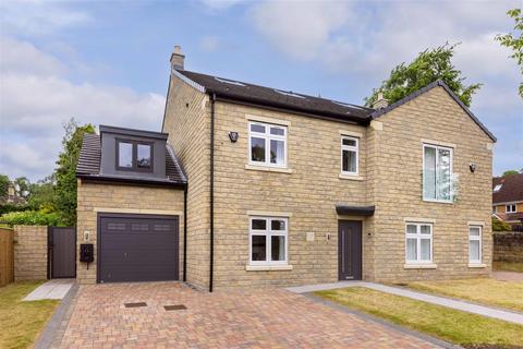 4 bedroom semi-detached house for sale, Adel Pasture, Leeds LS16