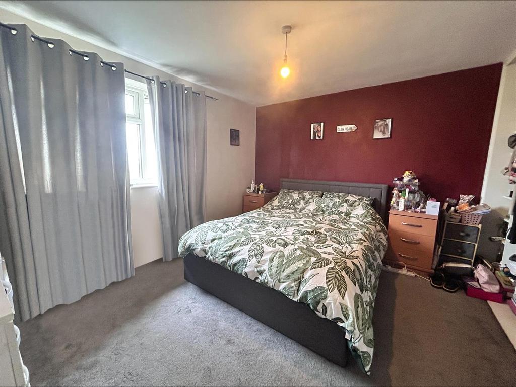 Bedroom1.jpg