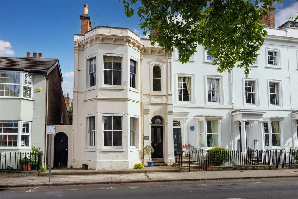 Willes Road, Leamington Spa 3 bed end of terrace house for sale £600,000
