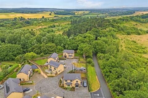 3 bedroom detached house for sale, Woodland Grove, Waterford