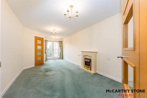 1 bedroom flat for sale, Hilltree Court, 96 Fenwick Road, Giffnock
