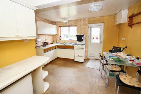 3 bedroom terraced house for sale, The Mount, Stapleford, Nottingham