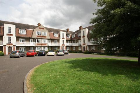 2 bedroom apartment to rent, Upminster Road, Hornchurch