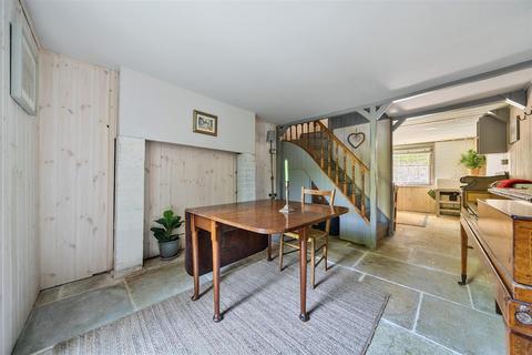 5 Laureston Place, Dover, CT16 1QX