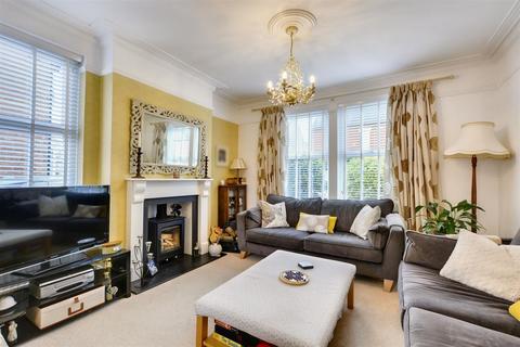 4 bedroom detached house for sale, Breedon Street