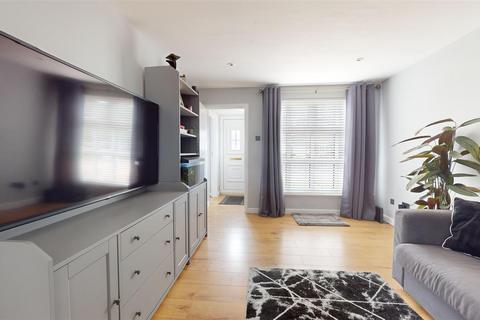 4 Abbots Close, Whitchurch, Bristol, BS14 0UD