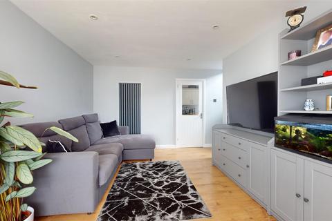 4 Abbots Close, Whitchurch, Bristol, BS14 0UD