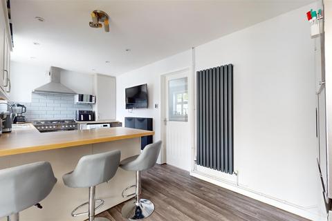4 Abbots Close, Whitchurch, Bristol, BS14 0UD