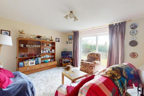 Flat 15, Fox House Allison Road, Bristol, BS4 4NT