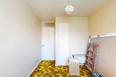 Flat 15, Fox House Allison Road, Bristol, BS4 4NT