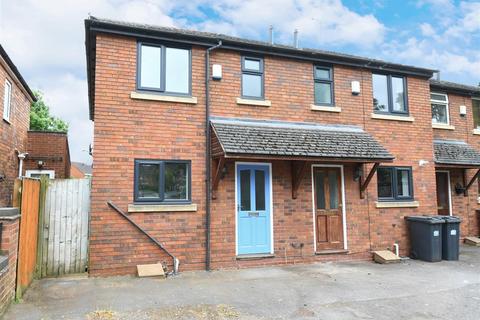 2 bedroom end of terrace house for sale, Cromer Road, Leamington Spa