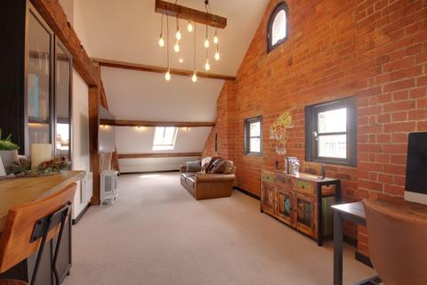 2 bedroom penthouse to rent, Double Reynolds, The Docks, Gloucester