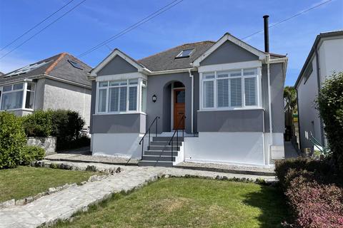 4 bedroom detached bungalow for sale, North Parade, Falmouth