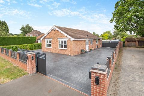 3 bedroom detached bungalow for sale, Woodlands Road, Binley Woods