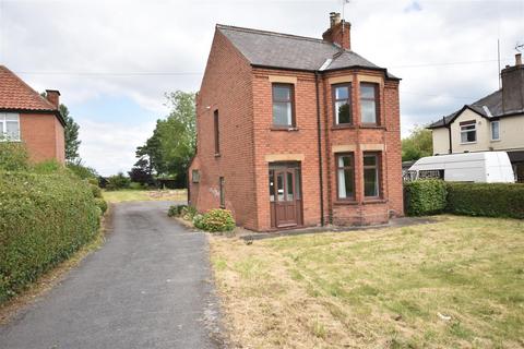 3 bedroom detached house for sale, Beacon Hill Road, Newark