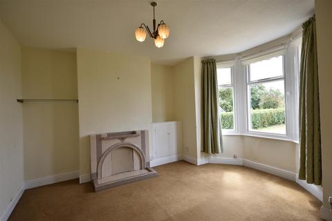 3 bedroom detached house for sale, Beacon Hill Road, Newark