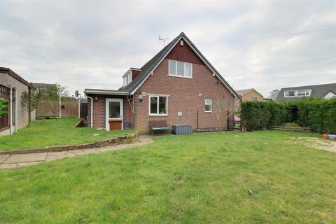 106 Brown Avenue, Church Lawton, Stoke-on-trent, ST7 3EP