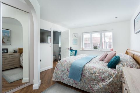 53 Hockley Crescent, Langthorpe, York, YO51 9FN