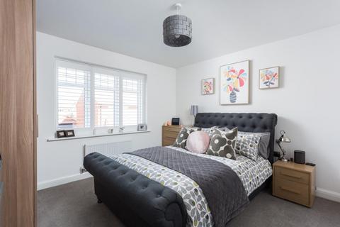 53 Hockley Crescent, Langthorpe, York, YO51 9FN