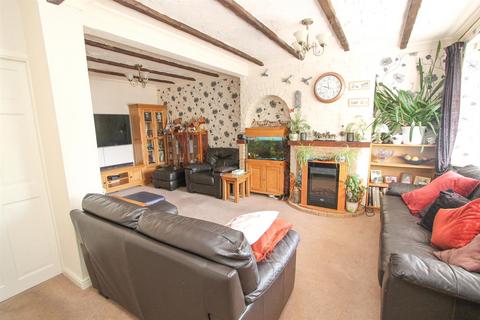 4 bedroom terraced house for sale, Bramblewood Close, Carshalton SM5