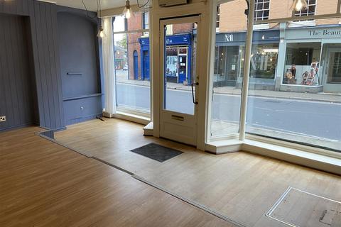 Retail property (high street) to rent, Market Place, Melton Mowbray LE13