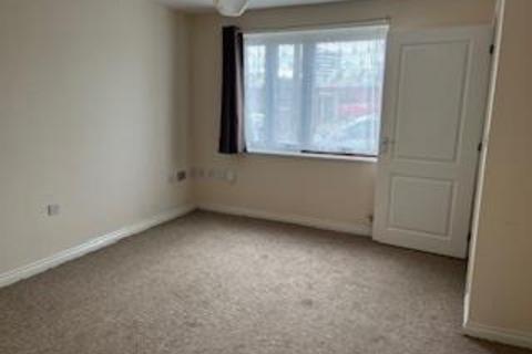 3 bedroom house to rent, Lyng Lane, West Bromwich B70