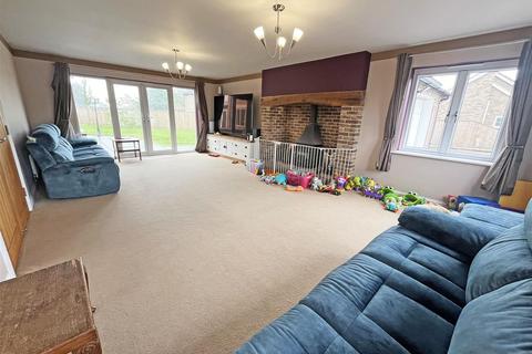 5 bedroom detached house for sale, Barbers Drove North, Peterborough PE6