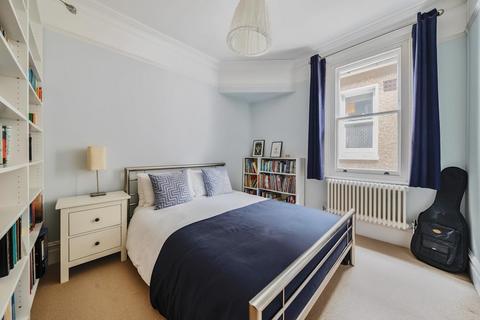 2b Grove Lane, Kingston Upon Thames, KT1 2SU