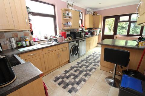 5 bedroom house for sale, Arundel Road, Littlehampton