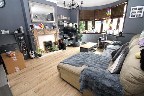 72 Arundel Road, Littlehampton, BN17 7DF