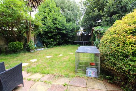 72 Arundel Road, Littlehampton, BN17 7DF
