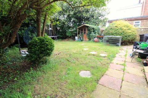72 Arundel Road, Littlehampton, BN17 7DF