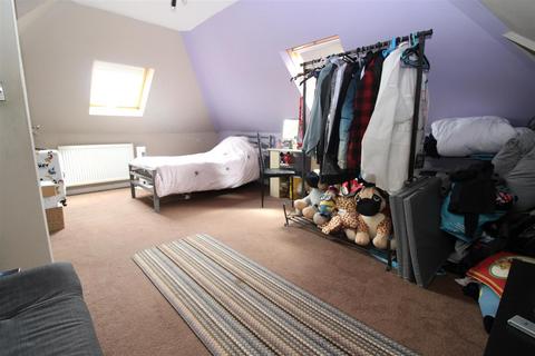 72 Arundel Road, Littlehampton, BN17 7DF