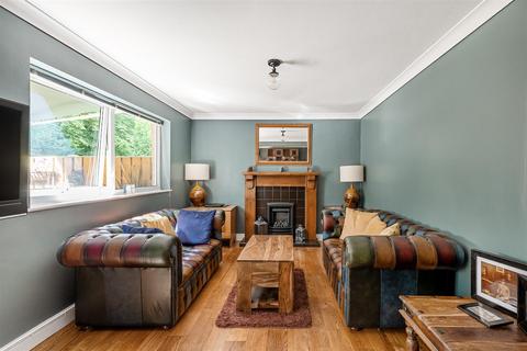 3 bedroom terraced house for sale, Gardeners Close, Copmanthorpe, York, YO23 3YQ