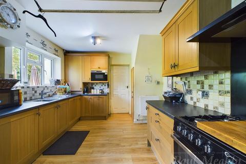 20 Rowdown Crescent, New Addington, Croydon, CR0 0HQ