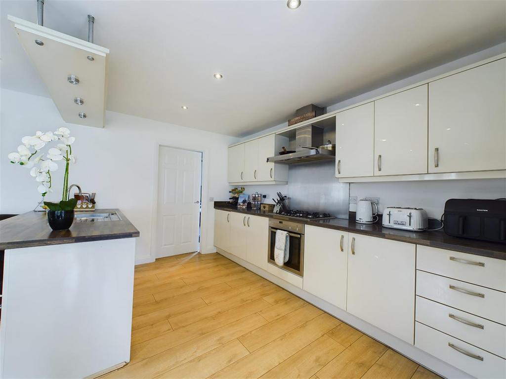 Kitchen/ living/ diner