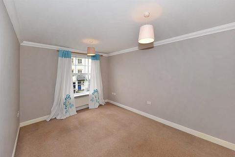 2 bedroom flat for sale, Dyers Court, Bollington