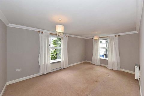 2 bedroom flat for sale, Dyers Court, Bollington